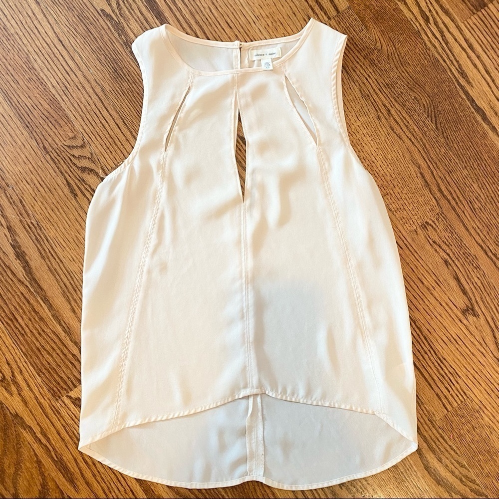 Silence + Noise Sleeveless Blouse With Cut Outs Cream XS